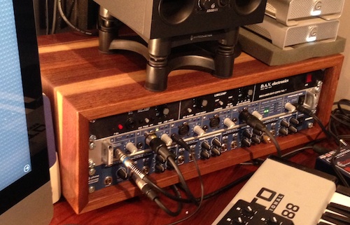 Solid walnut rack for Reuben by mixingtable.com