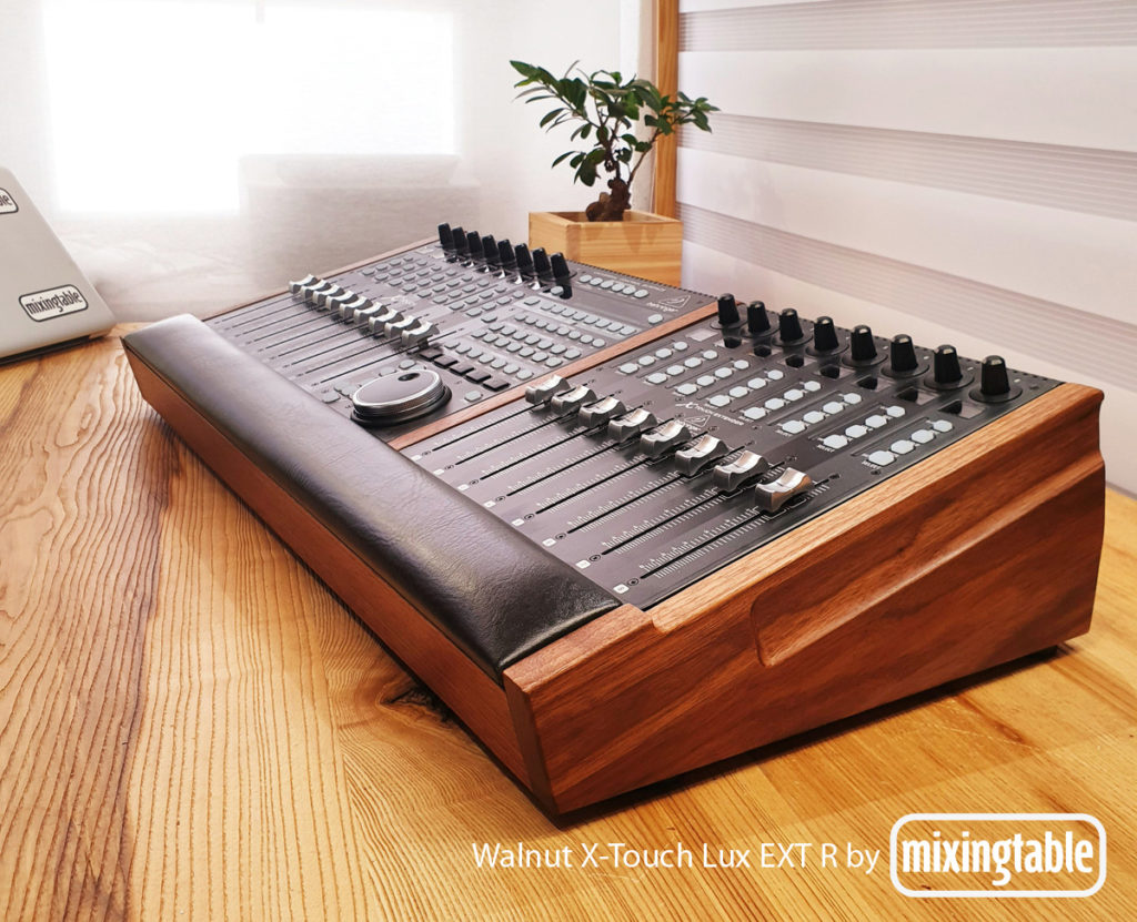 X Touch Lux Ext L R Mixingtable Com